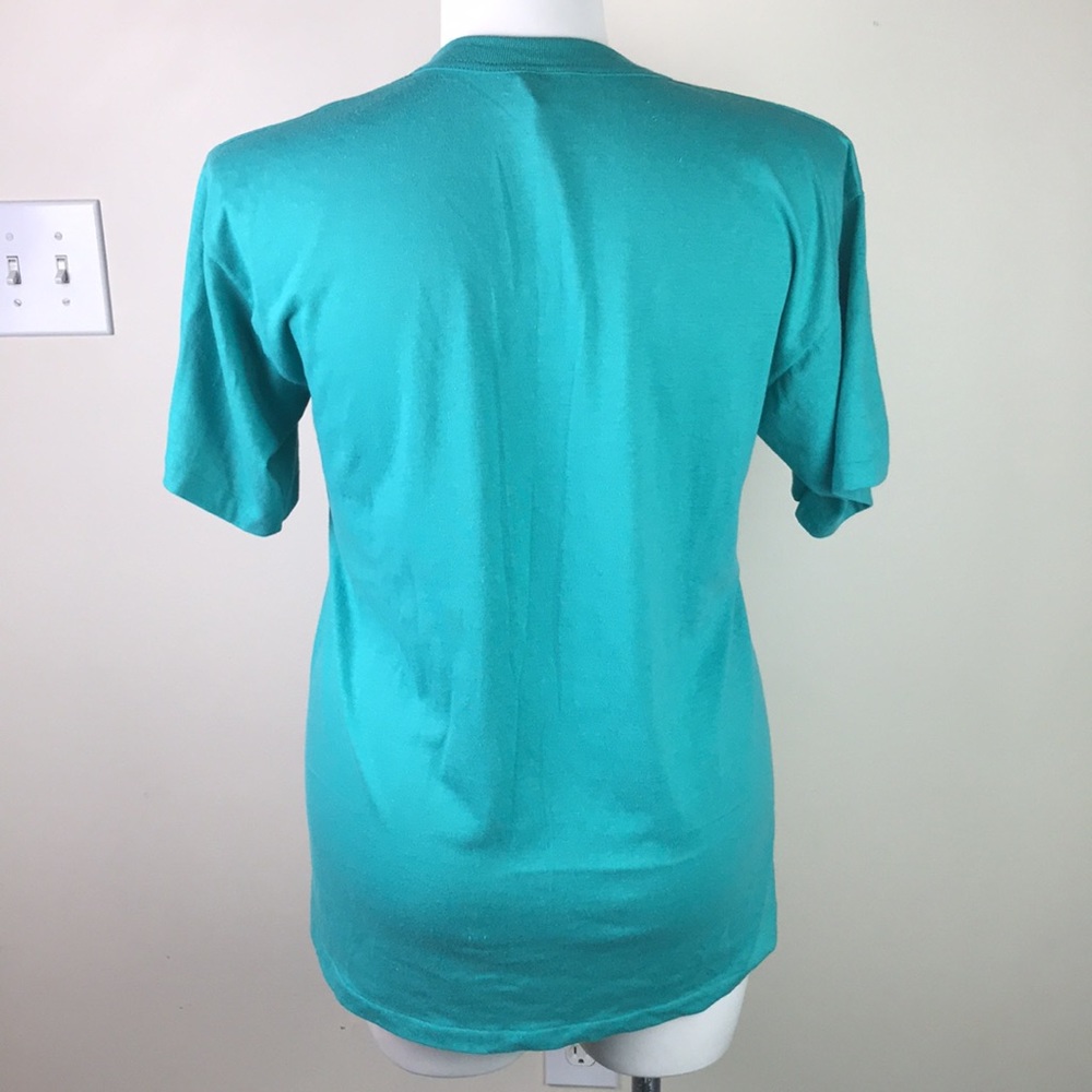 Vintage Quebec Souvenir T-Shirt - Picture 6 of 8